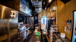 Sing Avenue (D8), Retail #459754631
